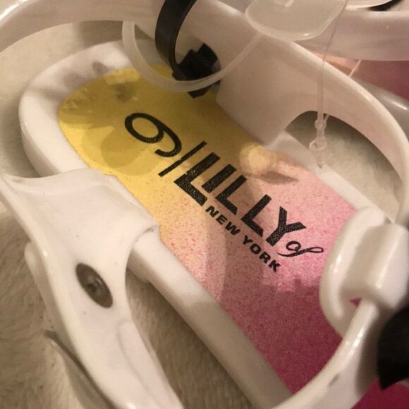 NWT Lilly of New York Floral Sandals - Size 9 - Picture 4 of 7